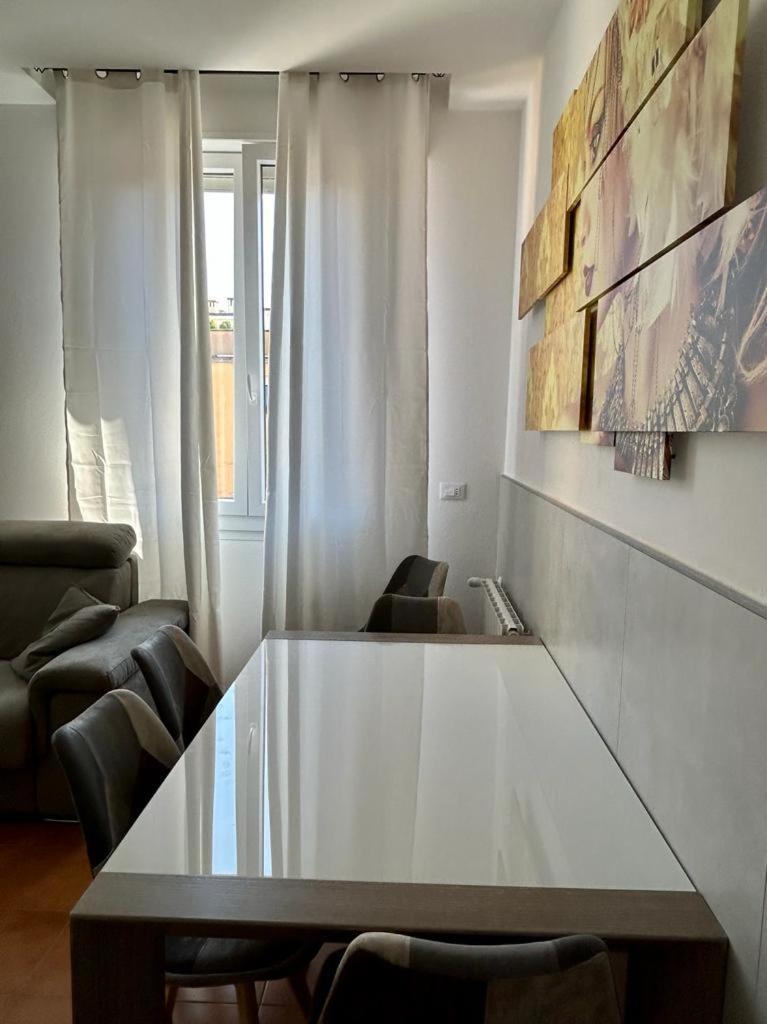 59 Tourist House Bologna Lame - Self Check-In Apartment Bagian luar foto