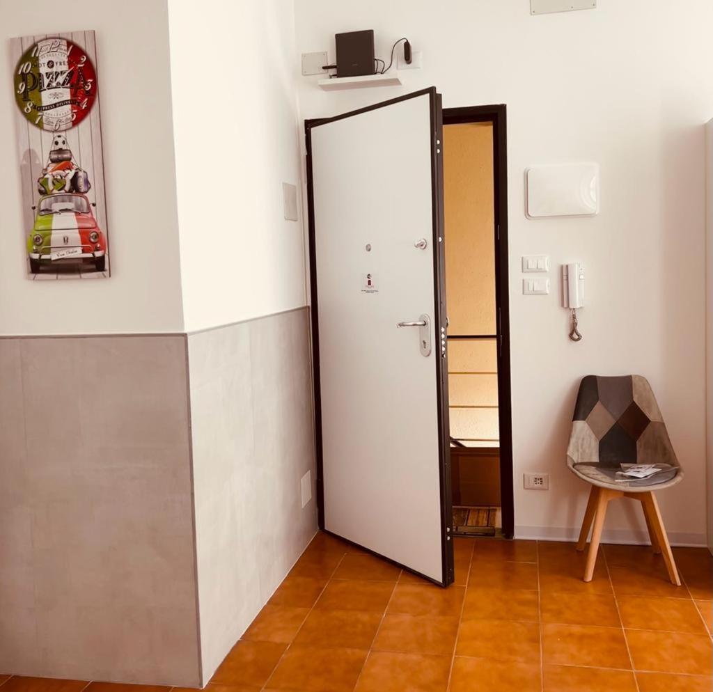 59 Tourist House Bologna Lame - Self Check-In Apartment Bagian luar foto