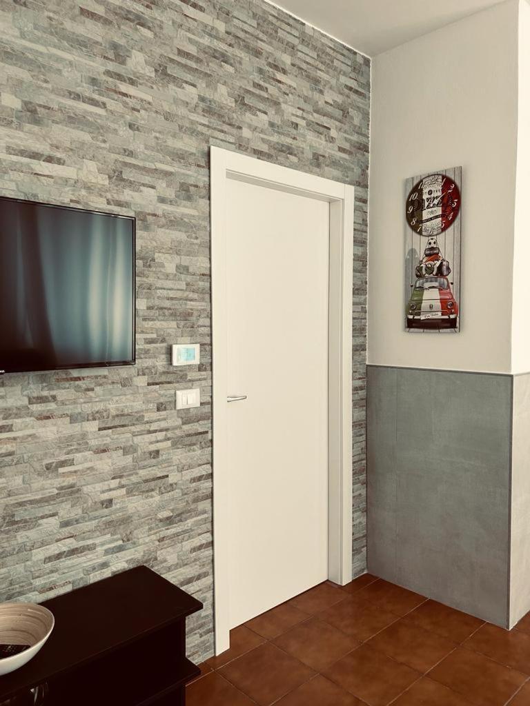 59 Tourist House Bologna Lame - Self Check-In Apartment Bagian luar foto